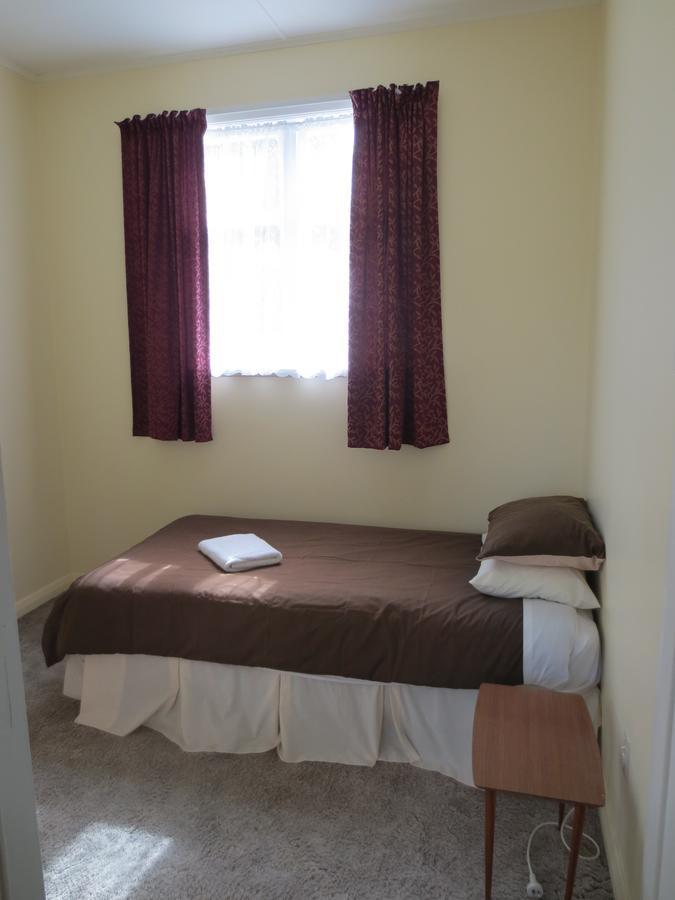 Empire Hotel Featherston Kültér fotó